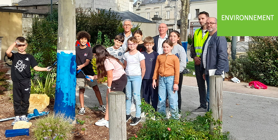 Pr&eacute;vention inondations : des arbres peints en bleu pour entretenir la m&eacute;moire des crues