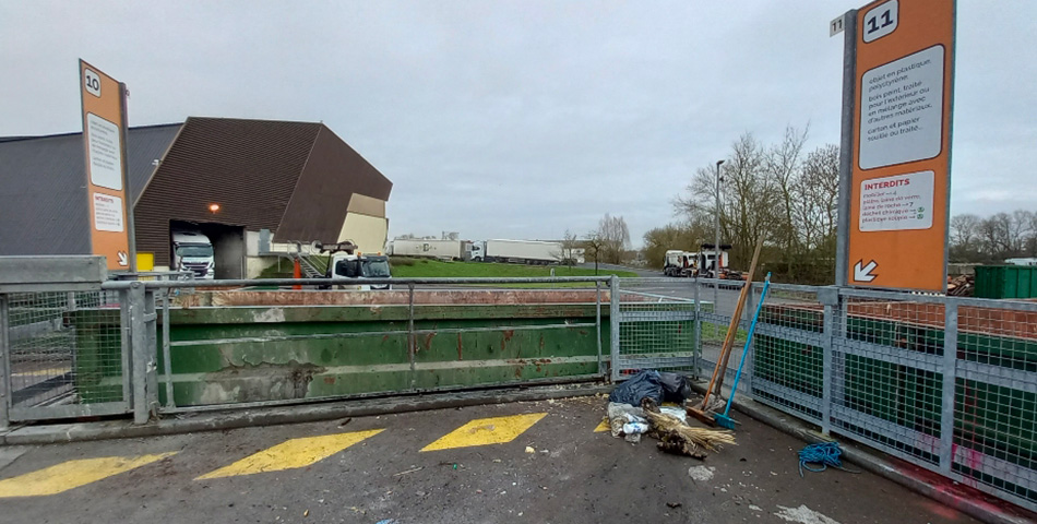 D&eacute;part de feu &agrave; la d&eacute;ch&egrave;terie de Bellevue