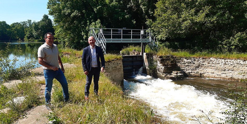 Fin du chantier de remplacement d&rsquo;une vanne du barrage de la Salle &agrave; Montreuil-Bellay