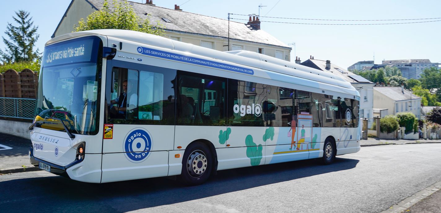 Des navettes pour les Zones Industrielles :  une initiative en faveur de la mobilit&eacute; durable et du d&eacute;veloppement &eacute;conomique