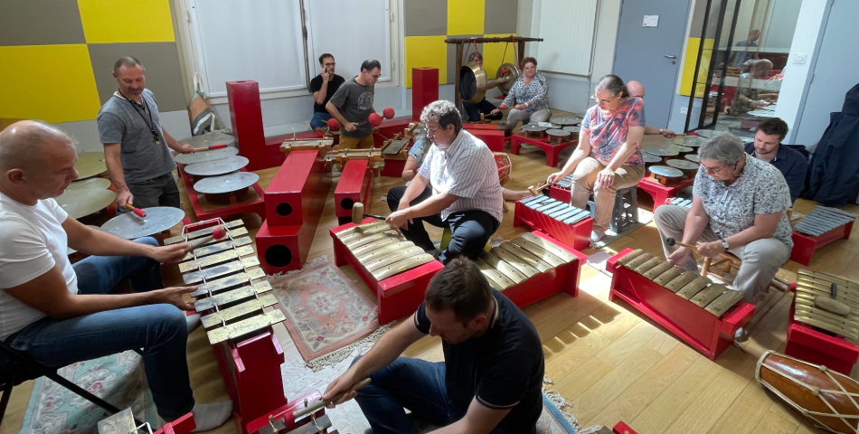 Introduction au Gamelan pour les professeurs de musique